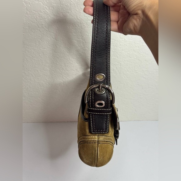 COACH Y2K Soho Suede Flap Belt Buckle Shoulder Bag Honey Tan/Brown - Picture 5 of 12